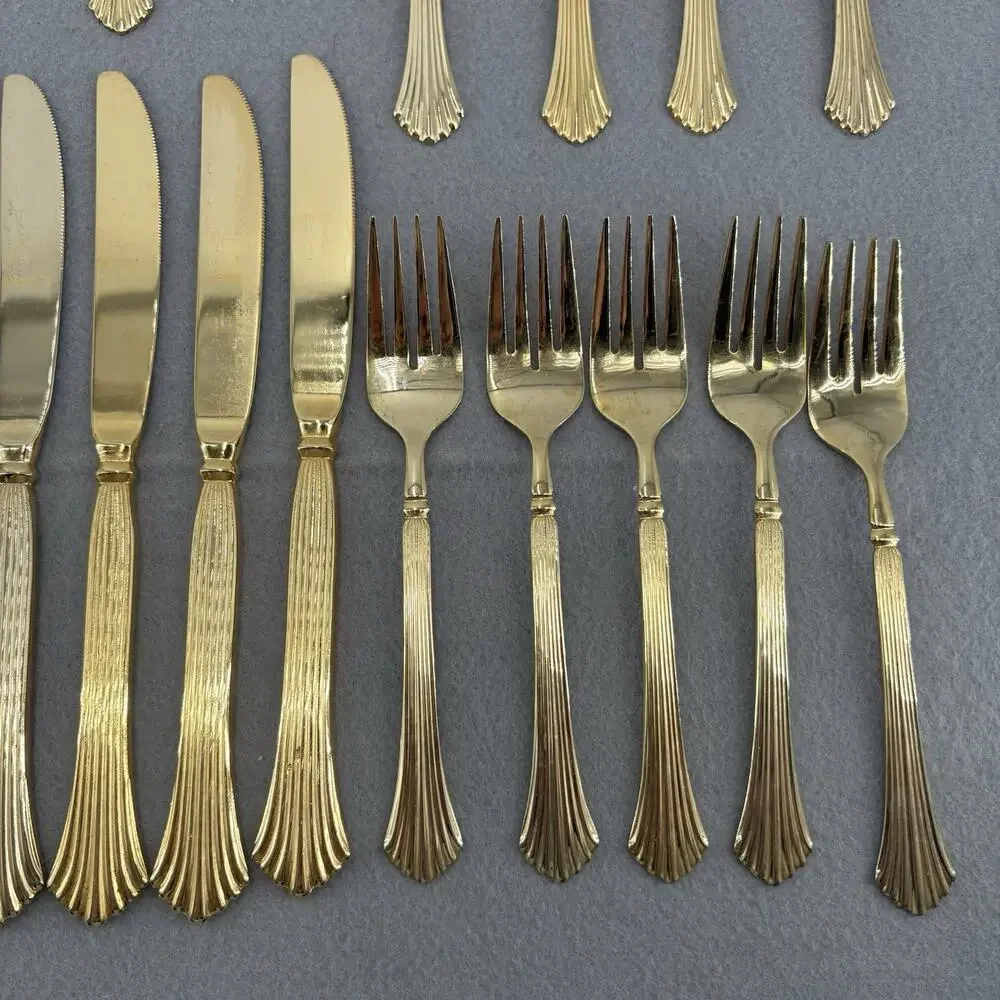 Rogers Stainless Korea Gold Plated Shell 23 Pieces Pavilion Flare Pattern VTG